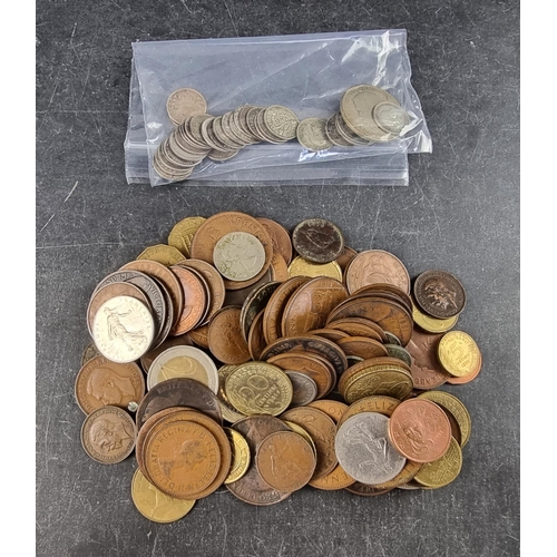 435 - Coins: twenty nine Victorian and later silver and part silver 3d coins; together with four other par... 