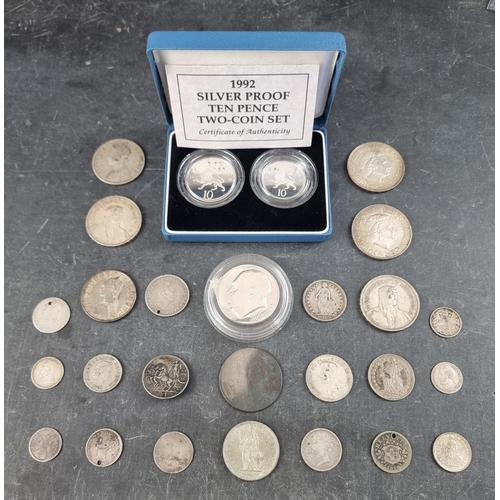 436 - Coins: Norway, an Olav V 1982 silver 100 Kroner coin (BU); together with a cased Royal Mint 1992 sil... 