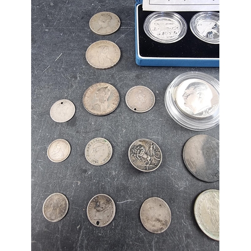 436 - Coins: Norway, an Olav V 1982 silver 100 Kroner coin (BU); together with a cased Royal Mint 1992 sil... 