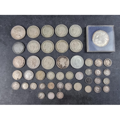 440 - Coins: a small quantity of UK, India and other silver and part silver coinage, mostly George V, to i... 