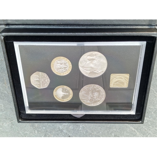 465 - Coins: a Royal Mint 2015 UK proof coin set, with CoA, cased.