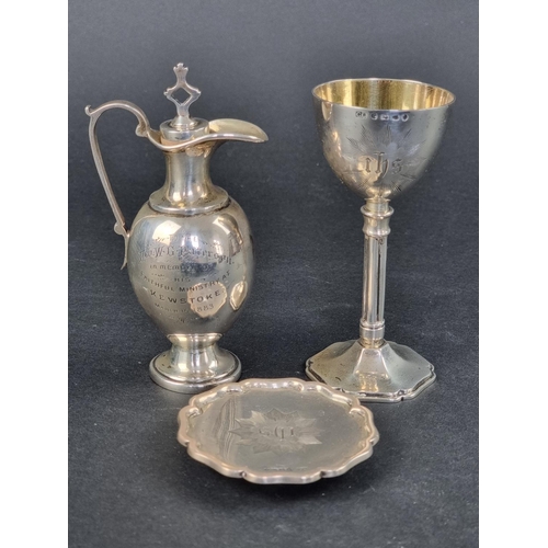 47 - A cased Victorian silver communion set, by Colen Hewer Cheshire, Birmingham 1881 and 1891, 132g... 