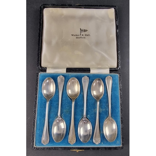 53 - A cased set of six silver coffee spoons, by Cooper Brothers & Sons Ltd, Sheffield 1942, 69g... 