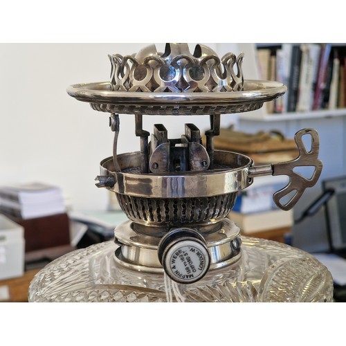 1A - An Edwardian silver Corinthian column oil lamp, by Mappin and Webb, Sheffield 1906, height to top of... 