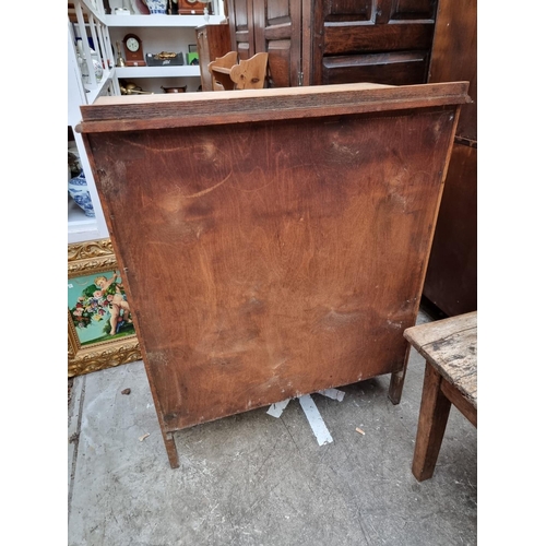 1011 - A small pale oak chest of drawers, 76cm wide.