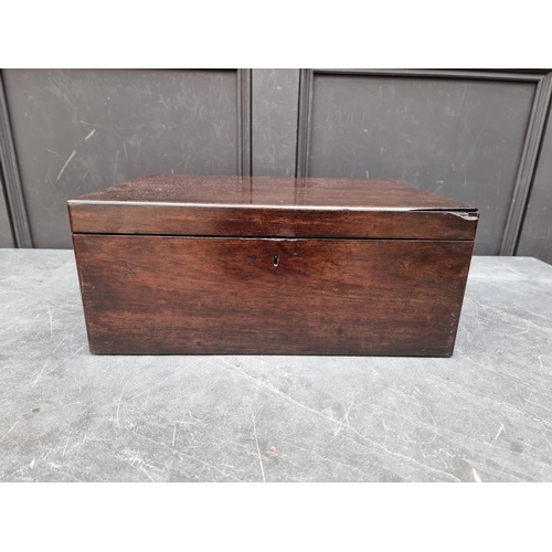 1013 - A 19th century stained hardwood casket, enclosing a fitted removable tray, 43.5cm wide.... 