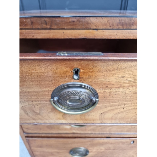 1031 - A Regency mahogany chest of drawers, 91cm wide.