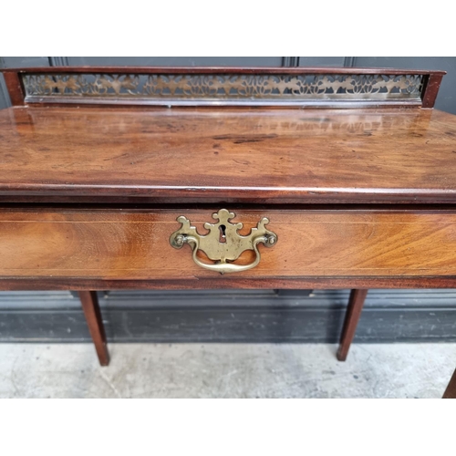 1040 - An antique mahogany single drawer side table, 81cm wide.