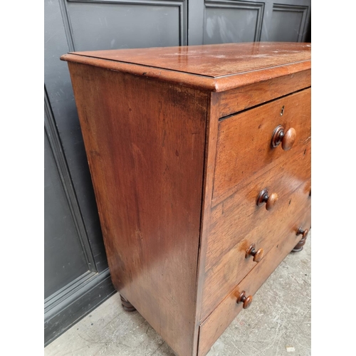 1053 - An early Victorian mahogany chest of drawers, 99.5cm wide.