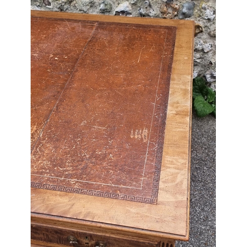 1060 - An early 20th century mahogany partners' pedestal desk, with drawers to each opposing side, 152.5 x ... 