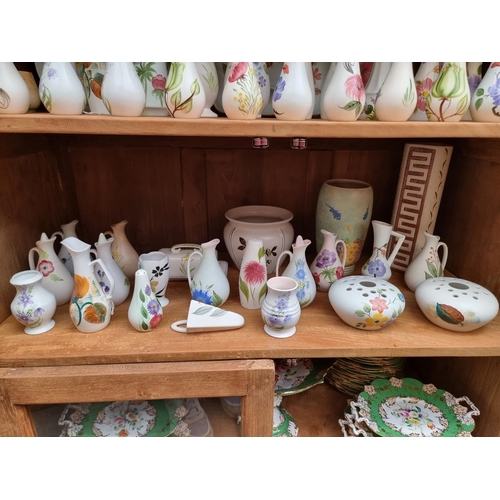 1236 - A large collection of Radford pottery, to include cruets. 