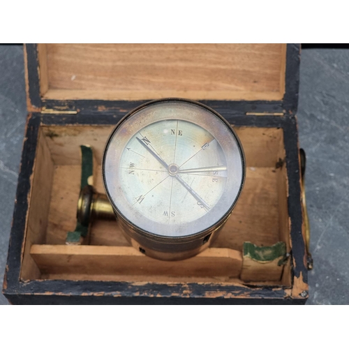 1294 - An interesting late 19th/early 20th century French lacquered brass vineyard setter's compass, in ebo... 