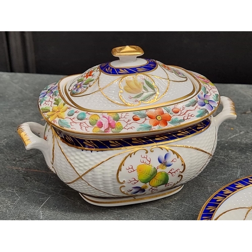 1365 - An impressive early 19th century Newhall porcelain tea service, pattern 1944.  ... 