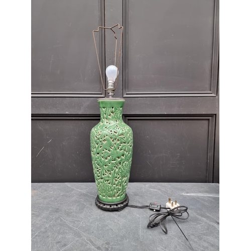 1491 - A Chinese style table lamp, height excluding fitting 47cm.