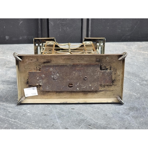 1492 - A rare early 20th century American brass toaster, by Landers, Frary & Clark, 19.5cm wide.... 