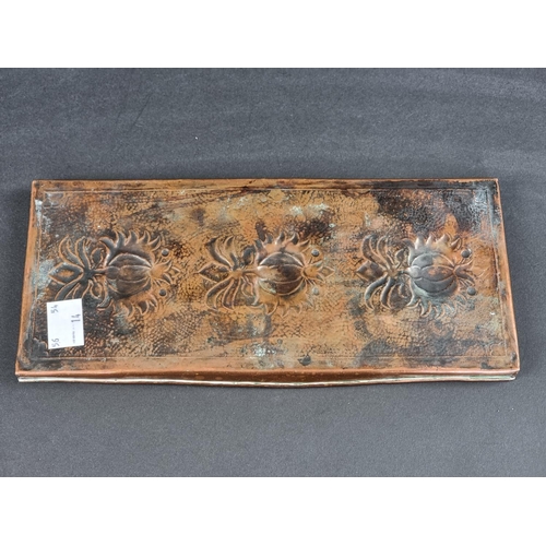 1499 - A Keswick School Arts & Crafts copper repousse tray, 23cm wide.