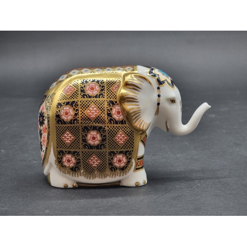 1533 - Royal Crown Derby Imari Paperweights: 'The Yorkshire Rose Elephant', No.83/500, with hexagonal gold ... 