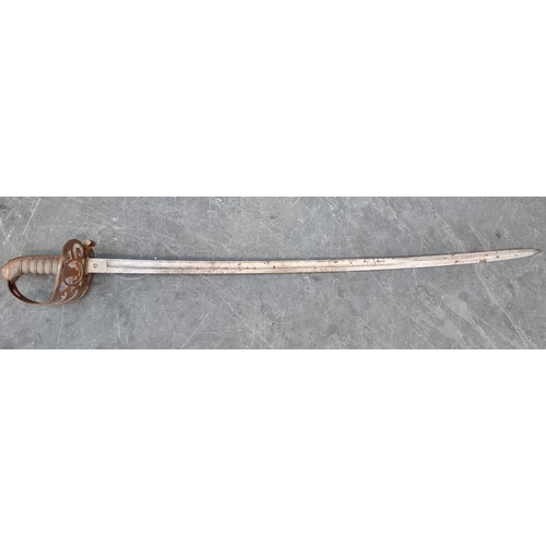 537 - A Victorian 1827 pattern Rifle officer's sword, with 79cm etched blade.