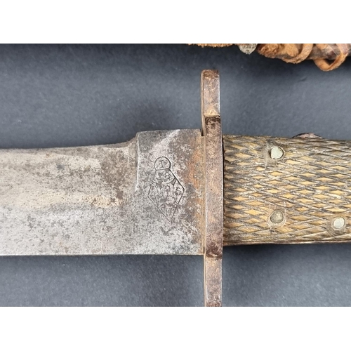 561 - A rare Victorian sportsman's knife and sheath, the 17cm blade stamped 'Ellis Knife, Thornhill, Londo... 