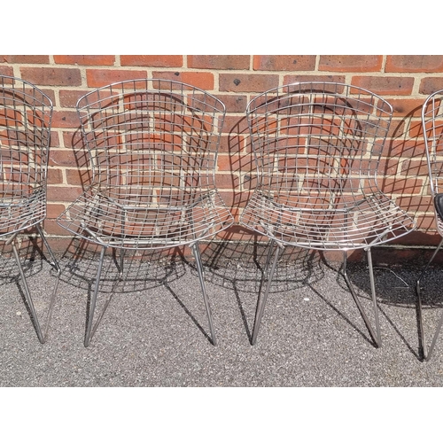 1074 - A set of four vintage wire chairs, by Harry Bertoia for Knoll; together with a similar later pair. (... 