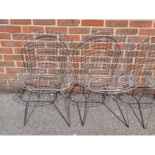 1074 - A set of four vintage wire chairs, by Harry Bertoia for Knoll; together with a similar later pair. (... 