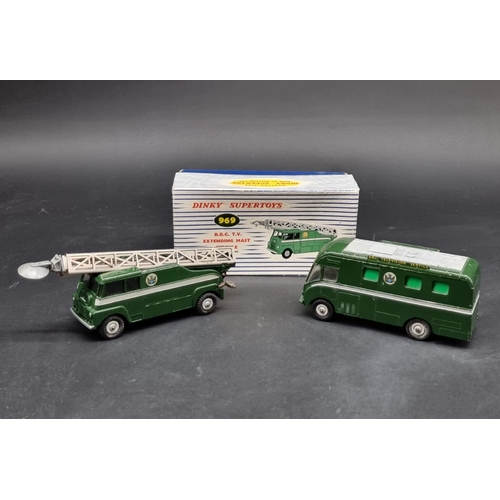 122 - Dinky: a good 'B.B.C. T.V. Extending Mast Vehicle', in original box and with satellite dish acc... 