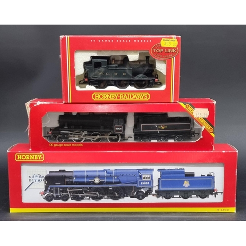 182 - Hornby: three boxed locomotives, to include Merchant Navy Class 'Canadian Pacific', R2171, and a GWR... 