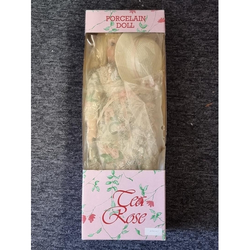 214 - Dolls: Franklin Mint: a boxed Brianna, Princess of Tara porcelain doll; together with 5 other boxed ... 