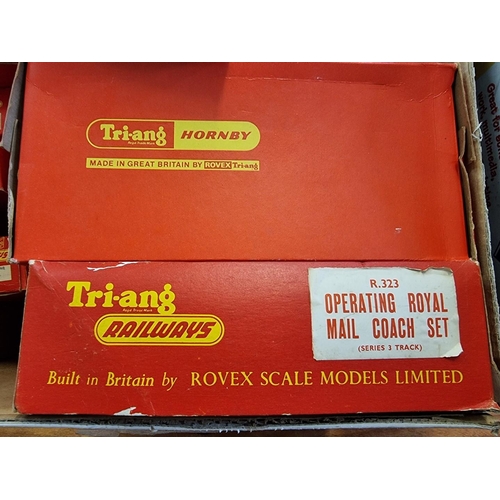 225 - Triang Railways: OO gauge: a large collection of mostly boxed vintage accessories, to include R76 'E... 