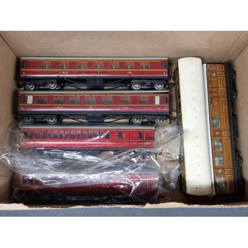 231 - Hornby: a vintage EDG17 Tank Goods Train set (long box); together with a collection of coaches,... 