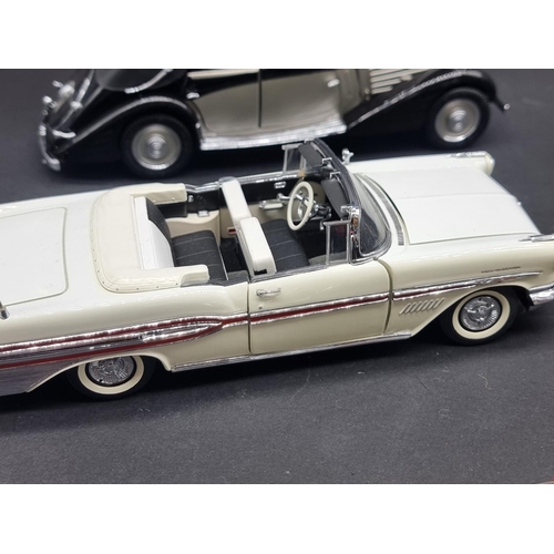 49 - Franklin Mint: a collection of five 1/24 scale models, to include a 1929 Maybach Zeppelin, and ... 