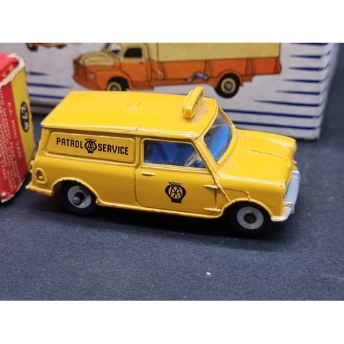 66 - Dinky: a good 'Bedford Pallet Jekta Van', No.930, complete with pallets; together with a boxed Dinky... 