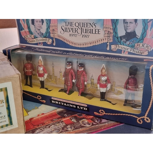 68 - Hornby: a vintage boxed clockwork MO Passenger Set, and boxed Meccano controller; together with two ... 