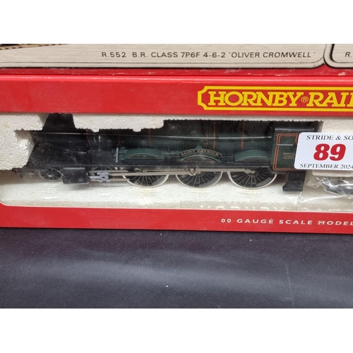 89 - Hornby: a collection of boxed locomotives and coaches, to include 'St Patrick' Saint Class No.R2019;... 