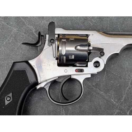 574 - A Webley Mk VI nickel plated 0.177 cal 'service revolver' CO2 air pistol, with rifled barrel and six... 