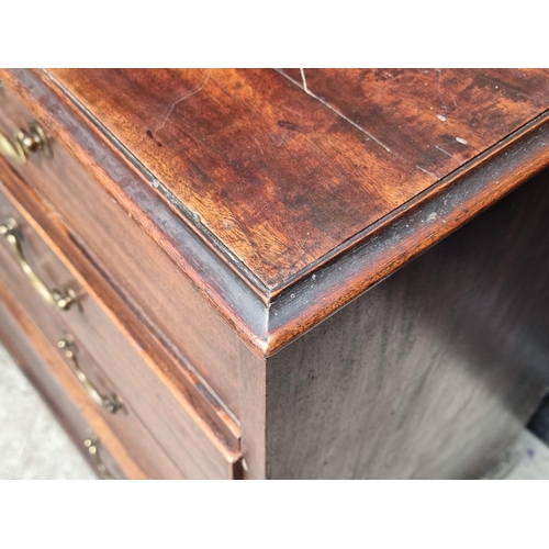 1032 - A George III mahogany chest of drawers, 125cm wide.