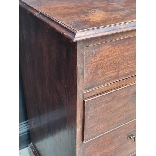 1032 - A George III mahogany chest of drawers, 125cm wide.