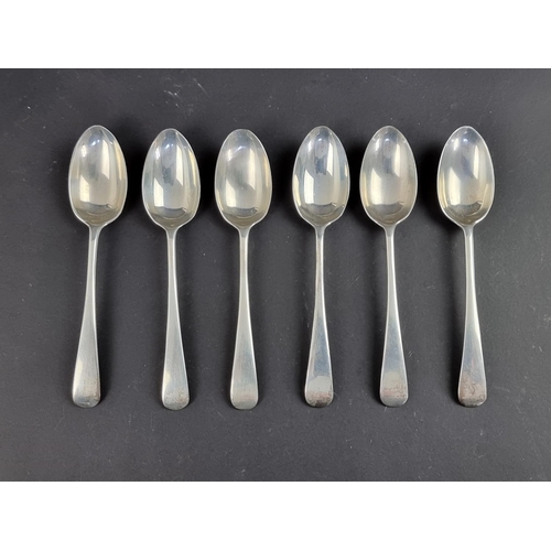 102 - A set of six silver teaspoons, probably by Josiah Williams & Co, London 1916, 120g.... 