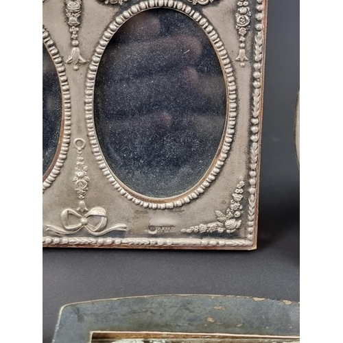 121 - A silver mounted double photograph frame, by Ray Hall, Birmingham 1991, 12 cm wide; together wi... 