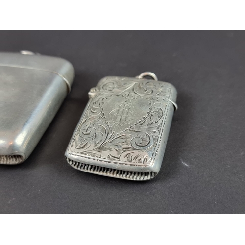 143 - An Edwardian silver vesta case, by George Unite & Sons, Chester 1903, 5.5cm high; together with ... 