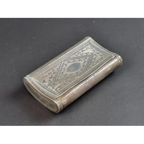 146 - A French white metal snuff box, 8.5cm wide.