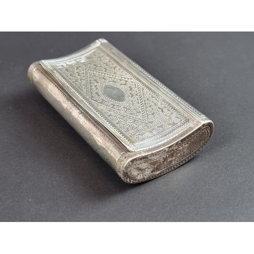 146 - A French white metal snuff box, 8.5cm wide.