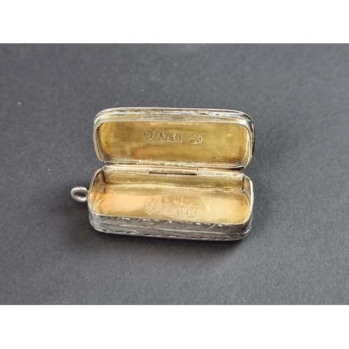 148 - A Victorian silver pill box, by J.S, Birmingham 1853, 3.5cm wide, 6g.