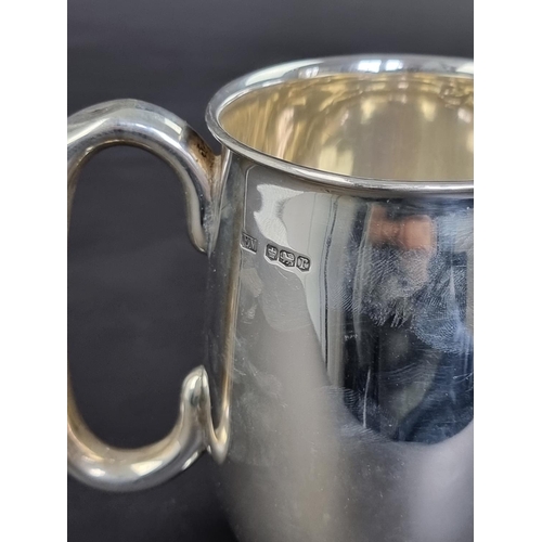 15 - A silver baluster tankard, by Viners Ltd, Sheffield 1934, 12cm high, 303g.