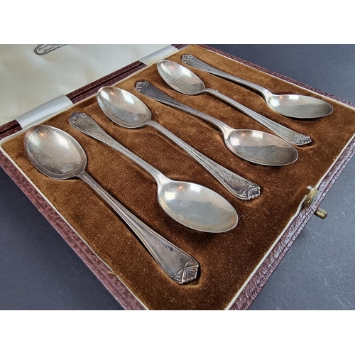 200 - A cased set of six silver teaspoons, by Cooper Brothers & Sons Ltd, Sheffield 1940, 70g.... 