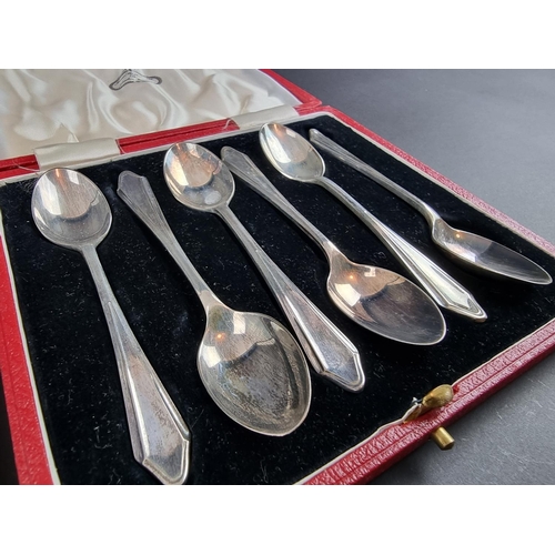 206 - A cased set of six silver coffee spoons, by S&B, Sheffield 1945, 89g; together with a similar se... 