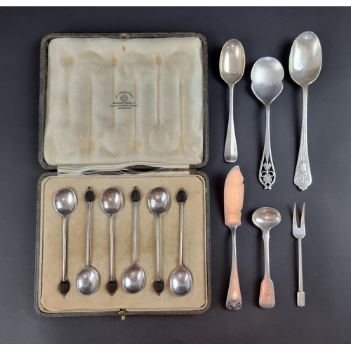 208 - A cased set of six bean handled coffee spoons, by Mappin & Webb Ltd, Sheffield 1919; together wi... 