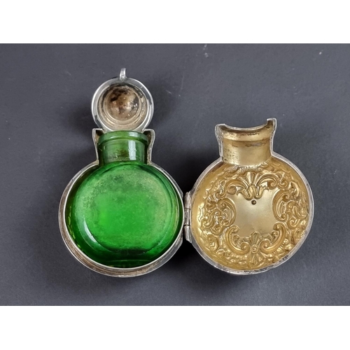 225 - A silver scent bottle, partially marked, 7.5cm high, 37g.