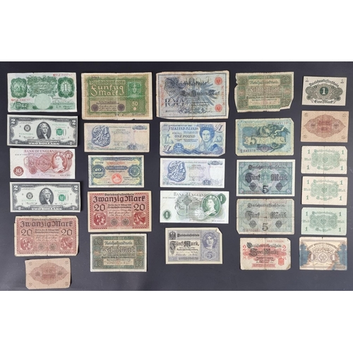 495 - Banknotes: a quantity of UK & world notes; to include an L K O'Brien one pound note; and early 2... 