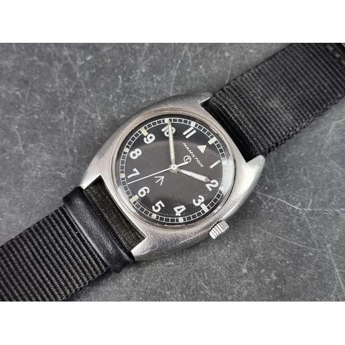 506 - A 1970s British military issue Hamilton 'W10' stainless steel manual wind wristwatch, 35mm, Ref. 6BB... 